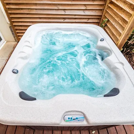 Holiday home L'or Azur, Jacuzzi Prive Et Piscine Chauffee Carcassonne
