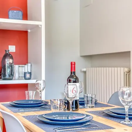Holiday home L'or Azur, Jacuzzi Prive Et Piscine Chauffee