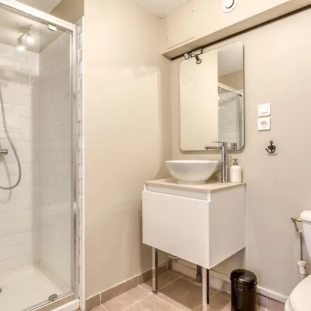Holiday home L'or Azur, Jacuzzi Prive Et Piscine Chauffee
