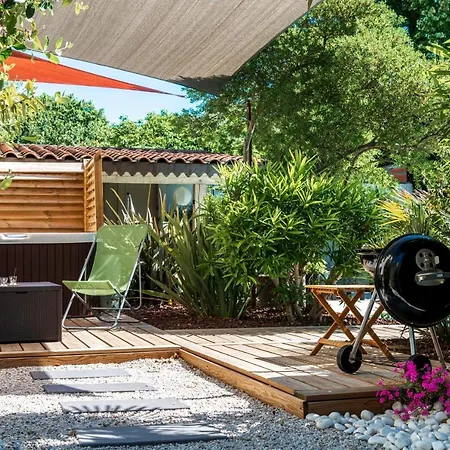 Holiday home L'or Azur, Jacuzzi Prive Et Piscine Chauffee Carcassonne